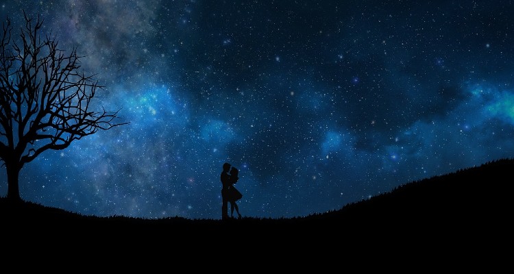 Navigating Love with the Stars: How Astrology Affects Relationships